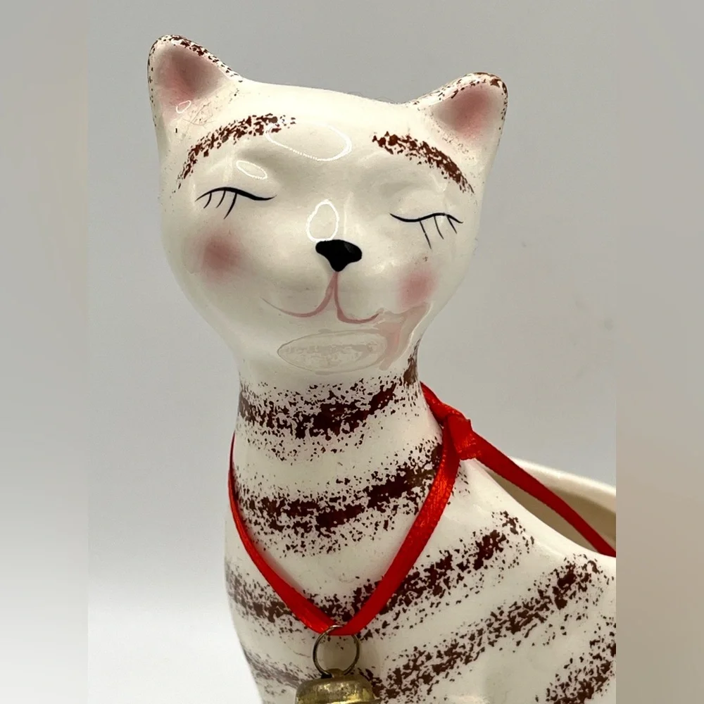 Vintage Ceramic Hand Painted White Striped Cat Close Eyes Planter Red Bow 6 in